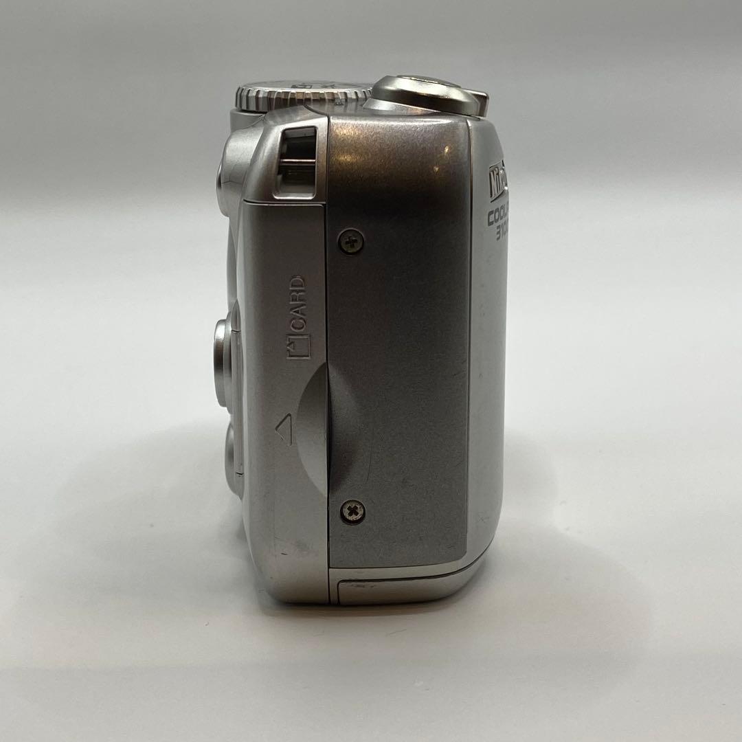 美品✨Nikon COOLPIX 3100 デジタルカメラ