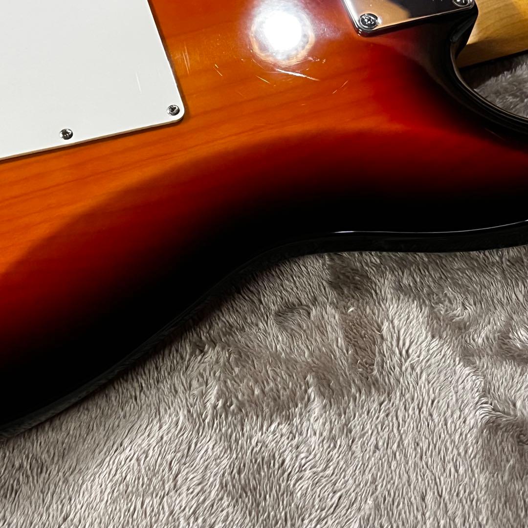 Squier by Fender ストラトキャスター サンバースト 管AQ
