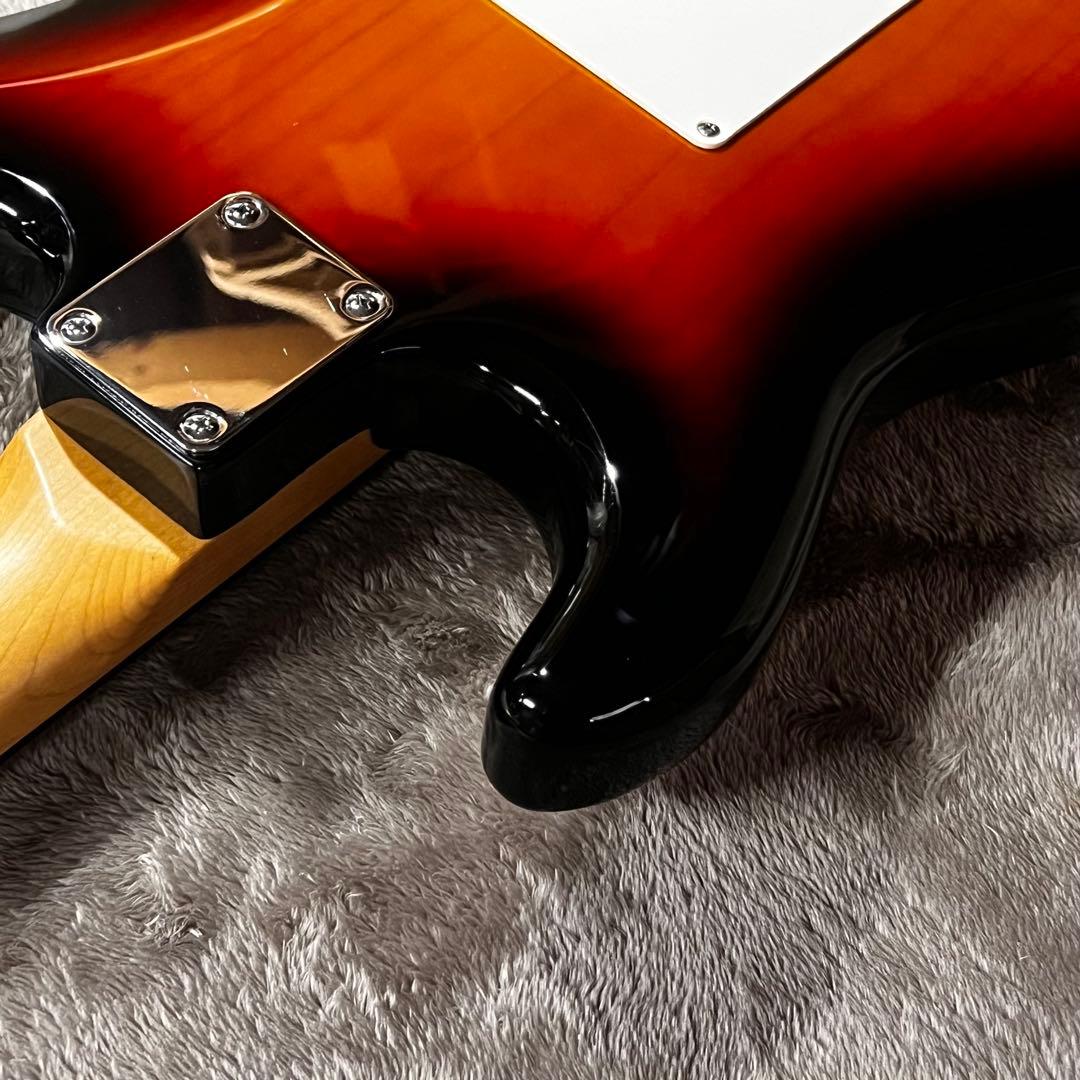 Squier by Fender ストラトキャスター サンバースト 管AQ