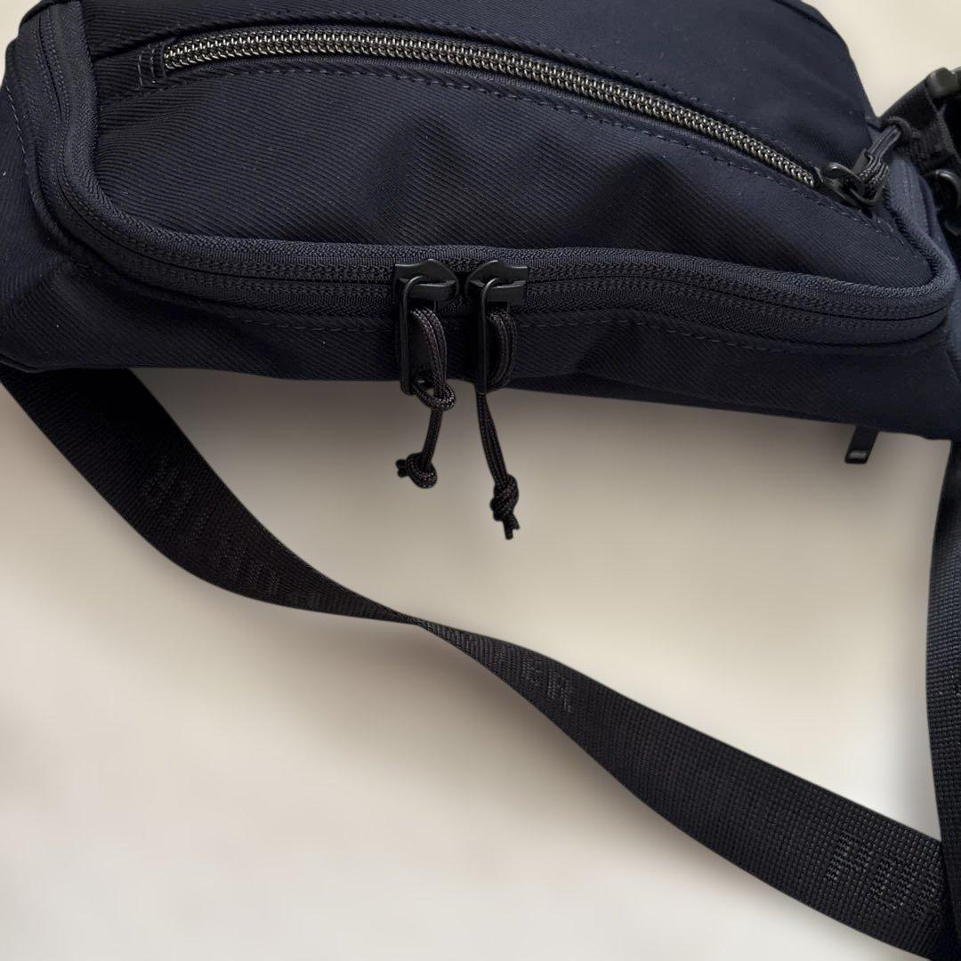 美品✨PORTER フロント ブラック ボディバッグ ショルダーバッグ