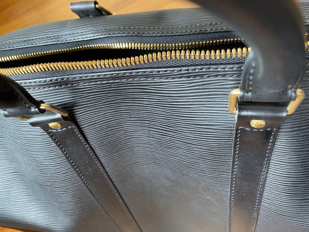 Louis Vuitton エピ キーポル50 ボストンバッグ ブラック 黒