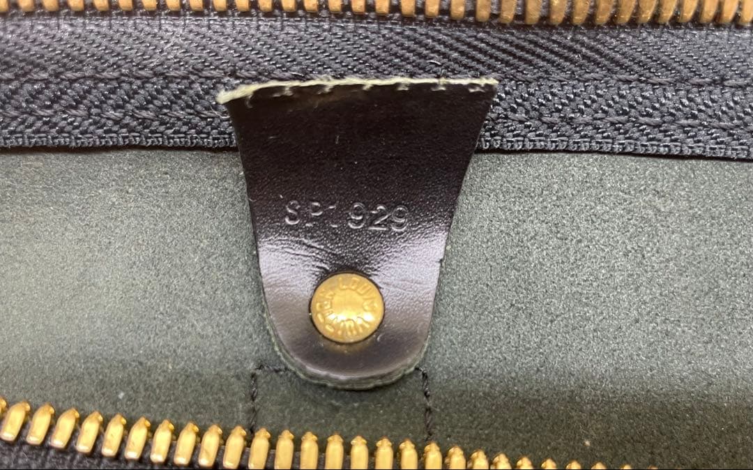 Louis Vuitton エピ キーポル50 ボストンバッグ ブラック 黒