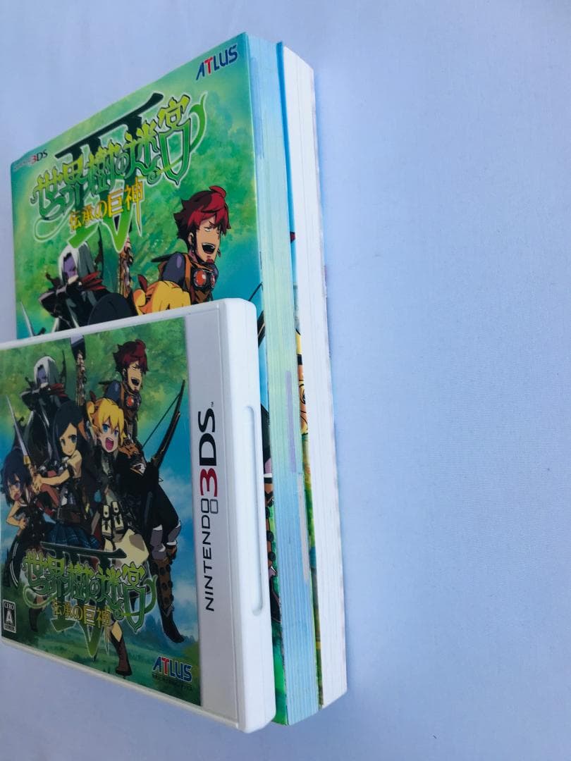 世界樹の迷宮 Ⅳ 4 伝承の巨神 3DS 導きブック 公式マスターガイド 攻略本