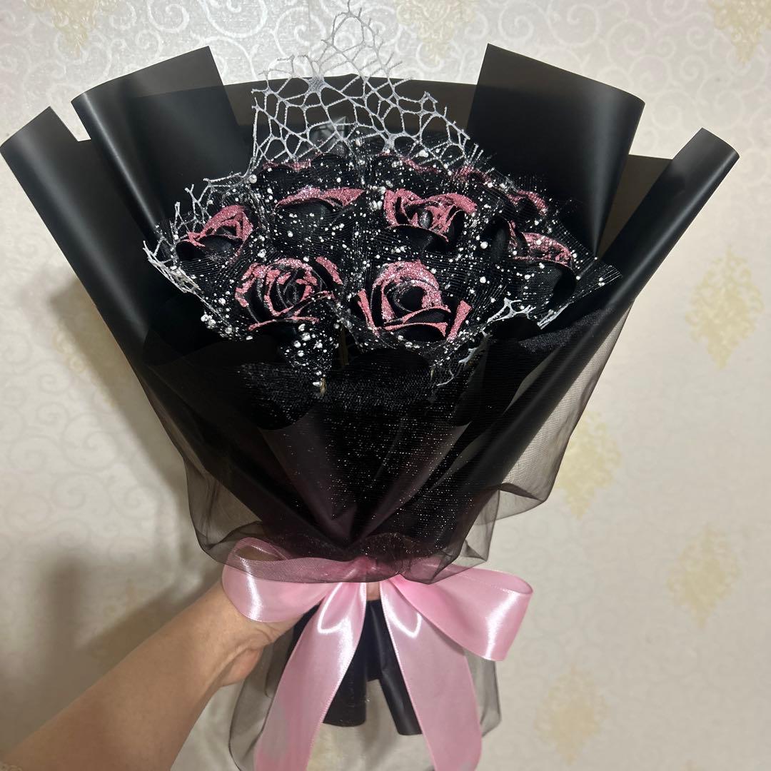 9本黒バラブーケ　ピンク色ラメ付き❣️ 2/28まで到着❣️ 速達に変更❣️