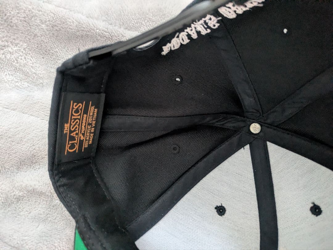 ローカルズオンリー　スナップバック　美品