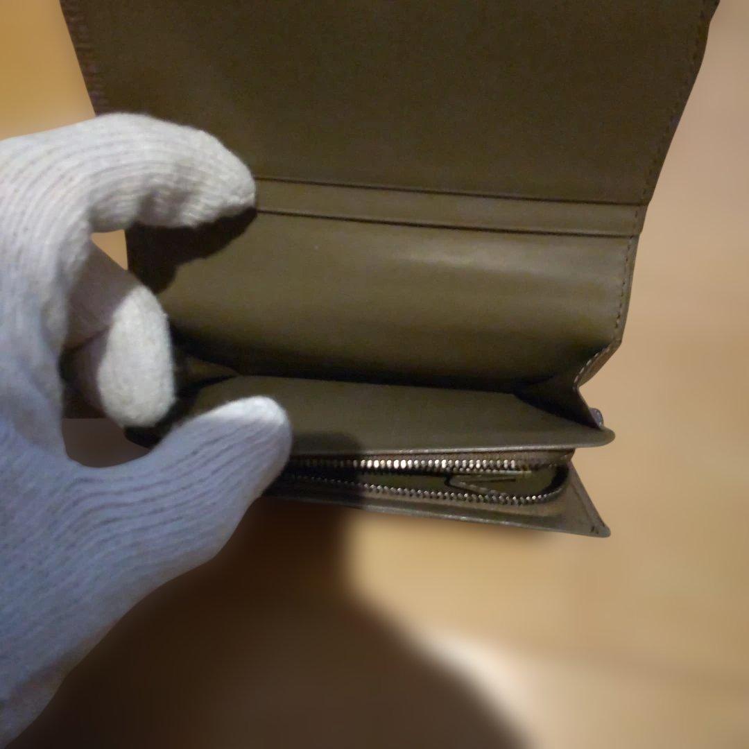 美品　ルイ・ヴィトン　エピ　トレゾール二つ折り財布　ペッパー(グレー)