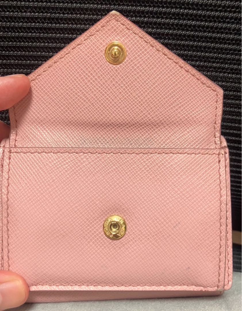 PRADA プラダ 三つ折り財布　ピンクベージュ