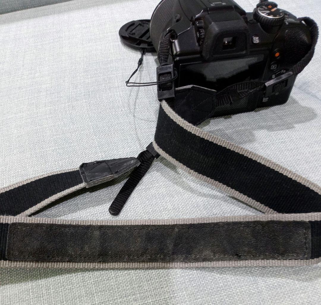 FUJIFILM　FinePix S8400　ファインピクス　デジタルカメラ