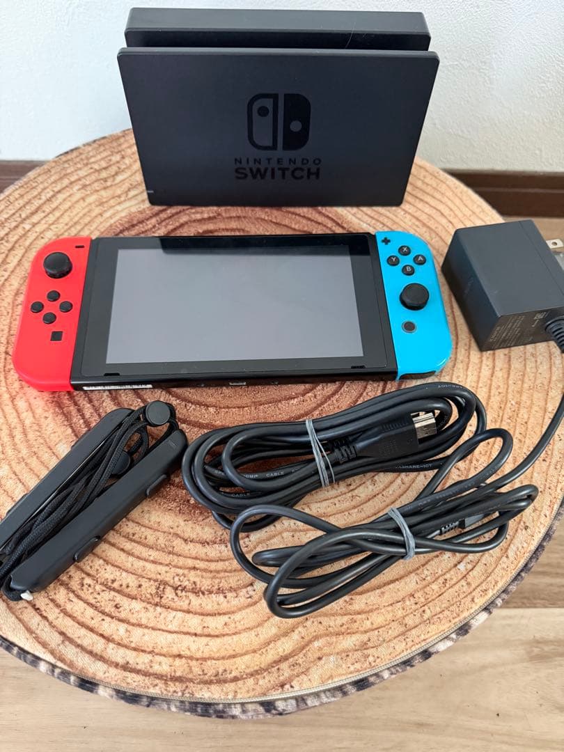 Nintendo Switch ニンテンドースイッチ本体RED/BLU箱無し①