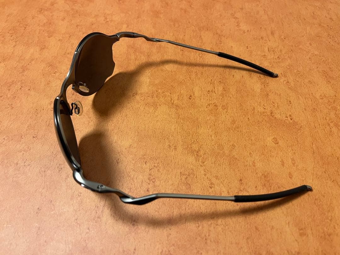 OAKLEY サングラス ブラックレンズ ケース付き