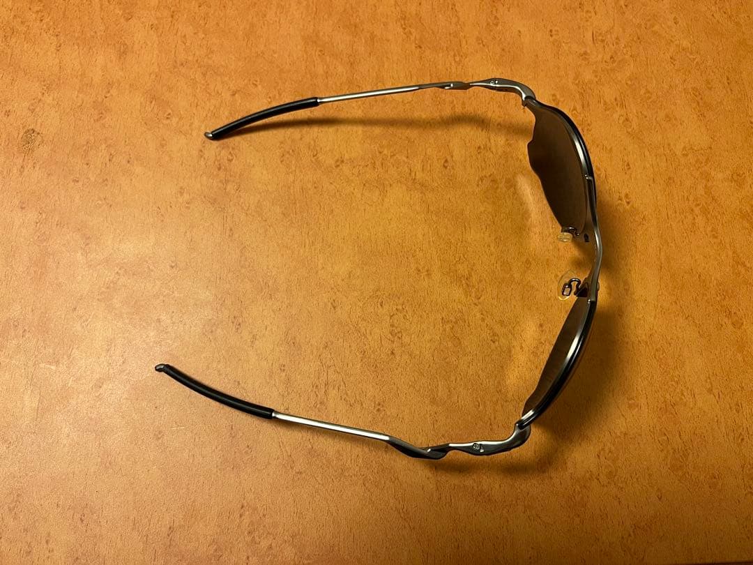 OAKLEY サングラス ブラックレンズ ケース付き