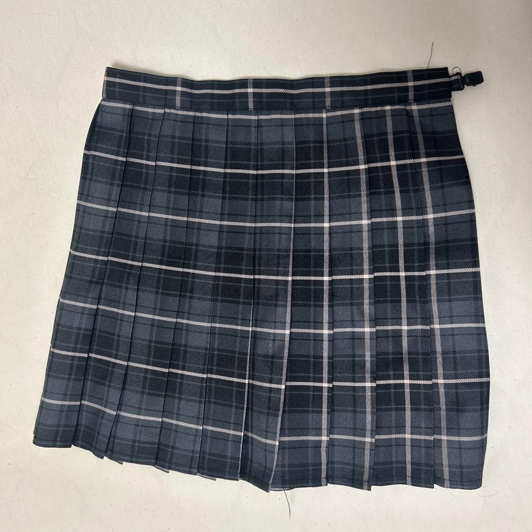 制服