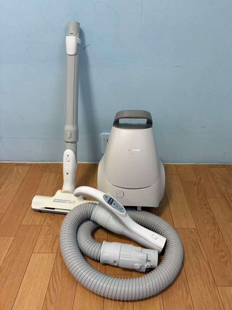Panasonic 電気掃除機品番MC-PJ21A-C 年式2022製