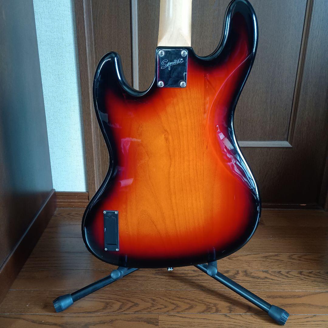 ベース Squier by Fender Active JazzBass