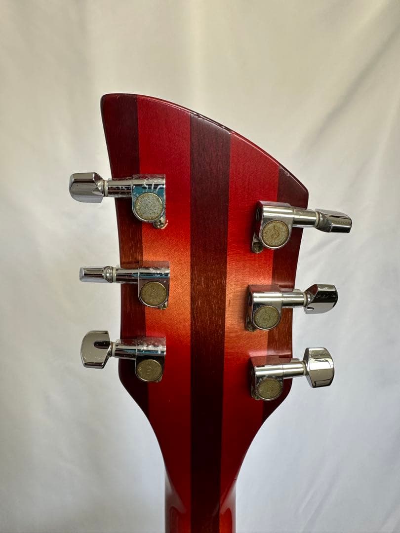 Rickenbacker 330（6弦）Fireglo