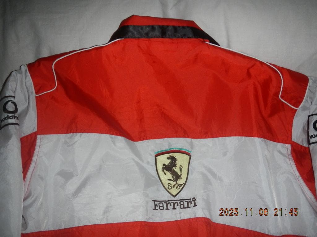 Lに近い　中綿　ブルゾン　ジャンパー　F1　レプリカ　フェラーリ　ferrari