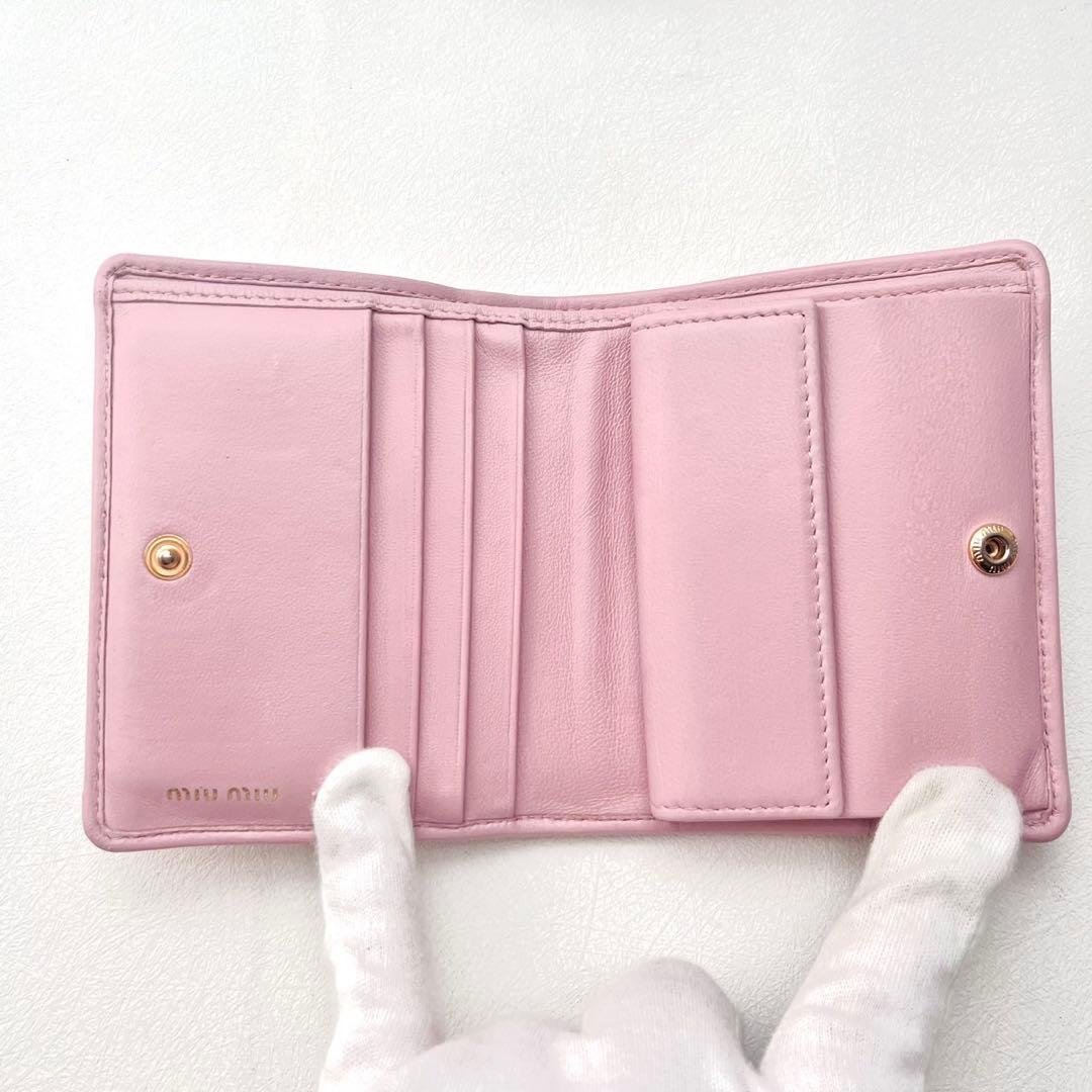 現行 miu miu ミュウミュウ マテラッセ 二つ折り財布　0306-⑤