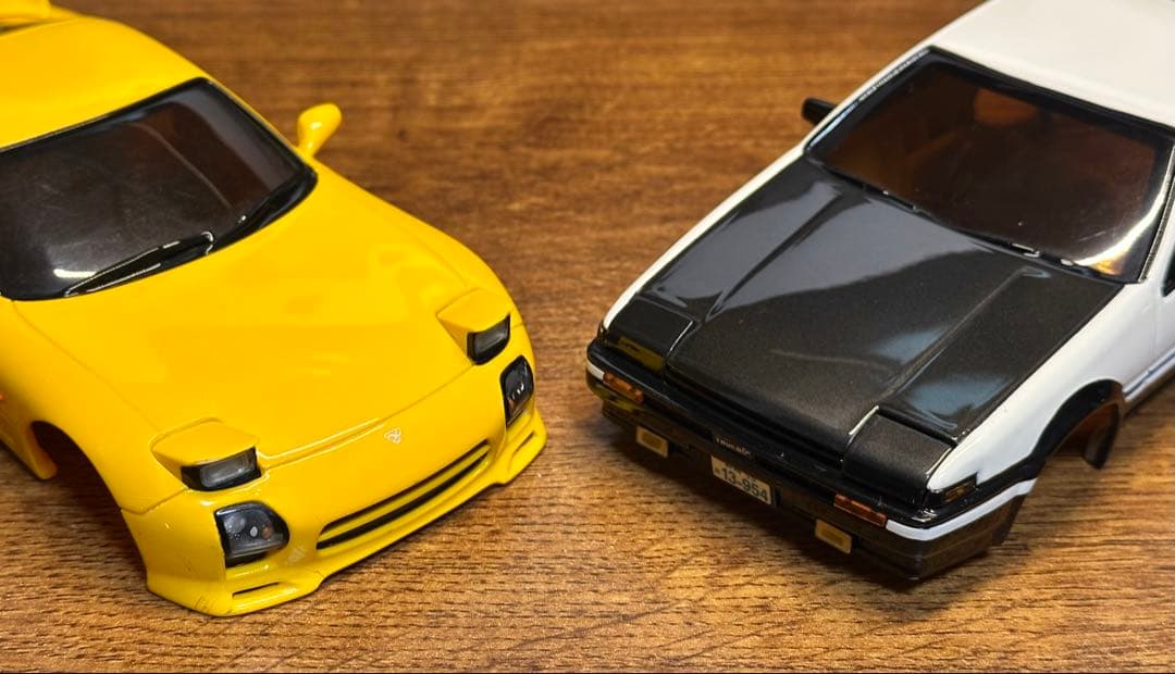 ミニッツボディ イニシャルD AE86&RX-7セット