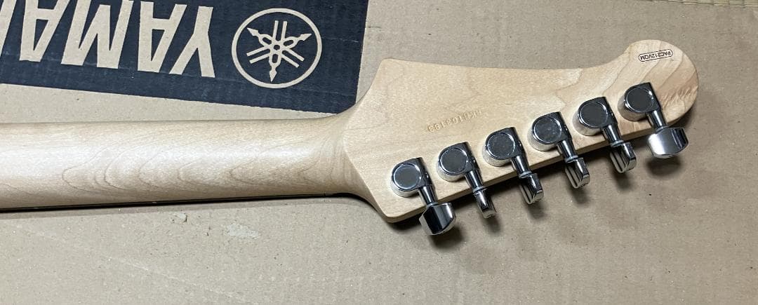 ター　YAMAHA Pacifica 212VQM TBS