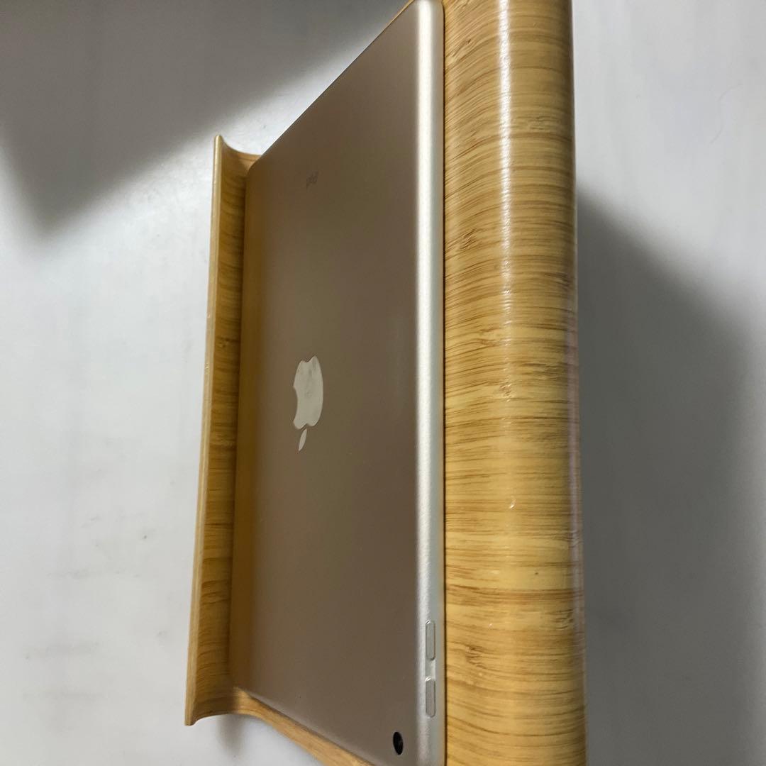 iPad 第5世代　32GB Wi-Fi　美品