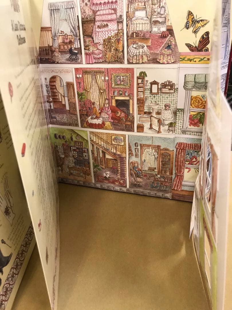 Enchanted Dolls’ House 洋書