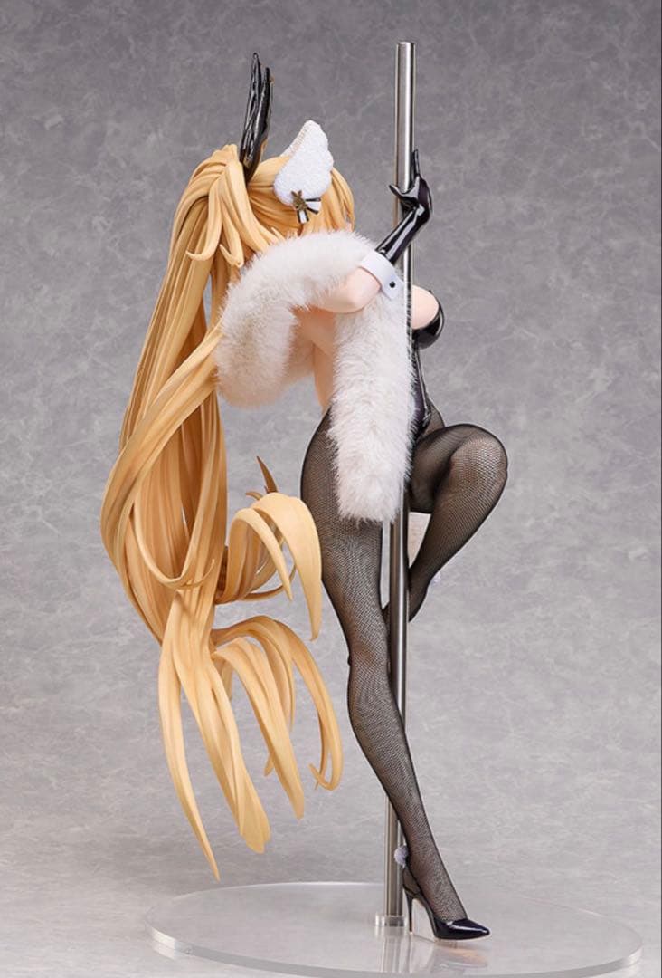 勝利の女神NIKKE ルピー:ラグジュアリーラビット
