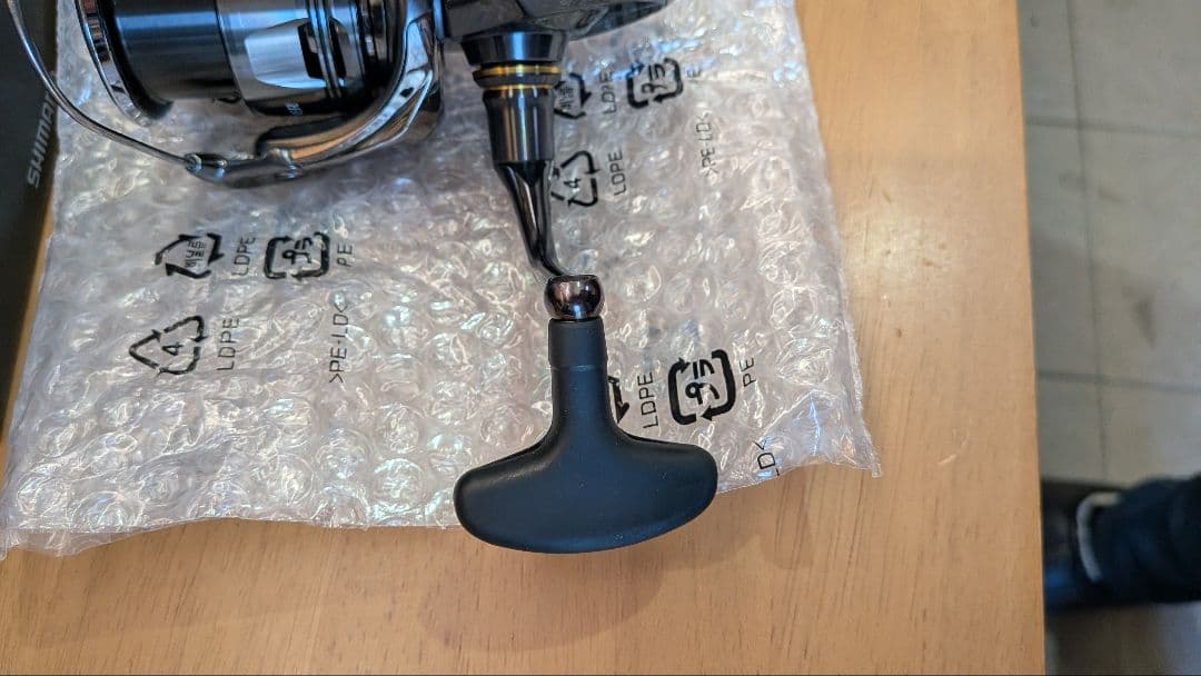 リール SHIMANO 24 TWIN POWER 4000MHG