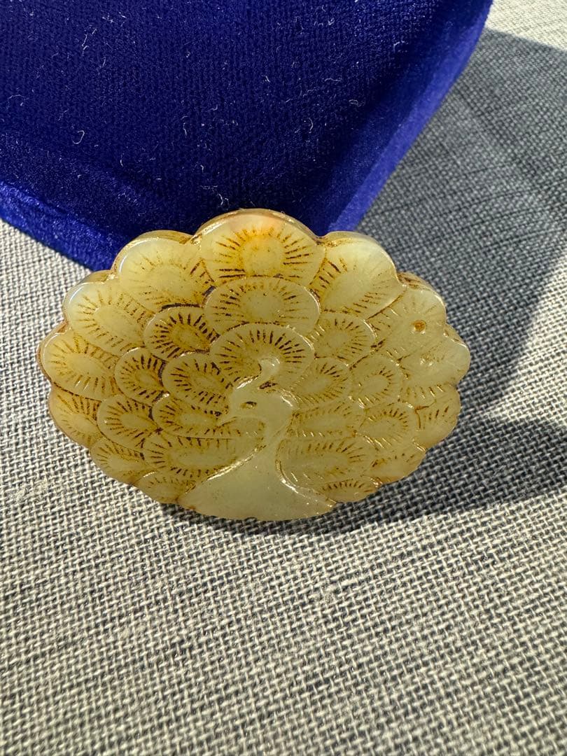 鳳凰　本玉　天然石 和田玉 中国古美術 骨董 雕刻玉彫 根付 白砡白玉手彫