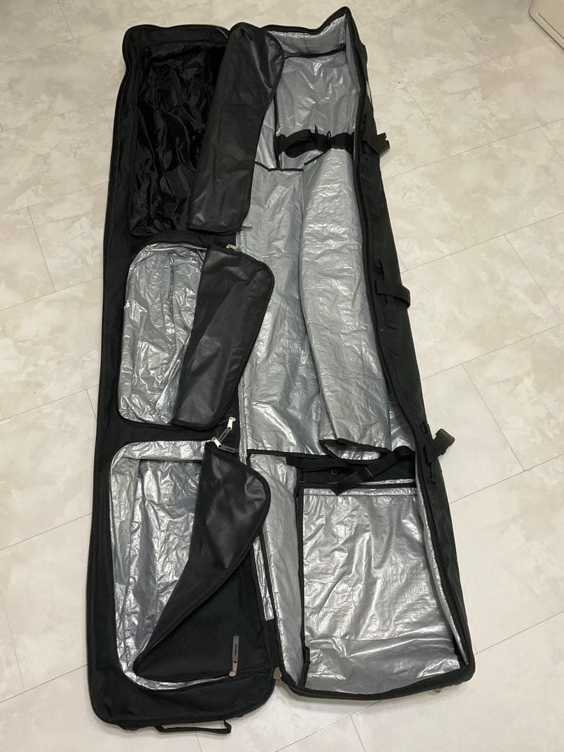 ATOMIC スキーケース キャスター付き ブラック