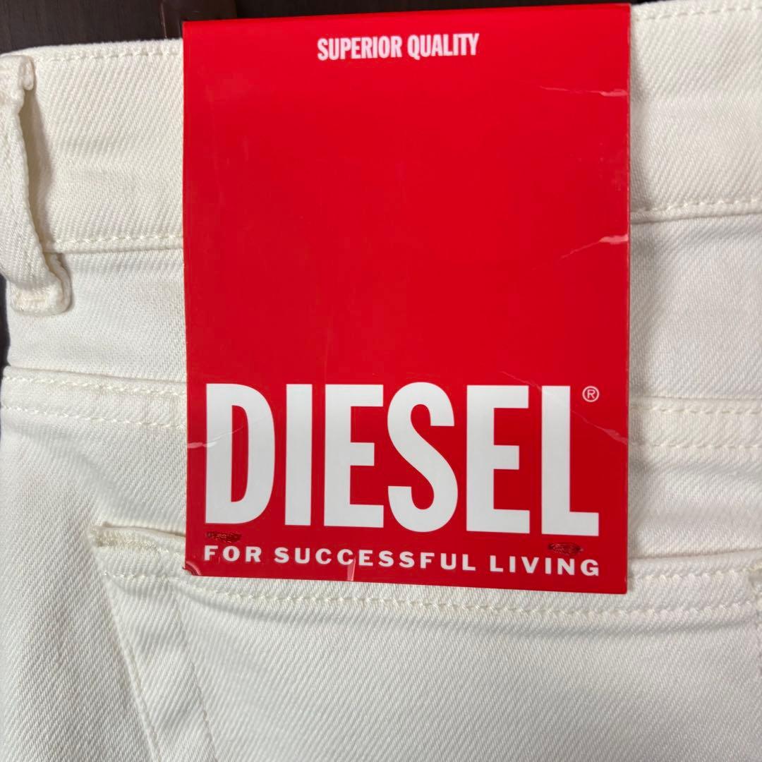 くみっきぃ DIESEL ディーゼル M ホワイトデニム フレアパンツ
