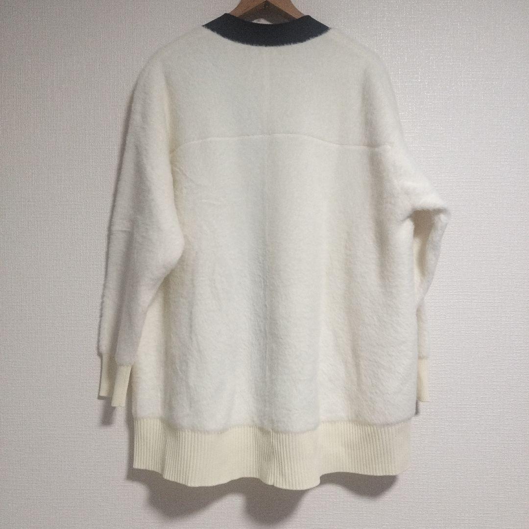 組曲☆未使用大きいsize6アイボリーフワフワカーディガン¥18040