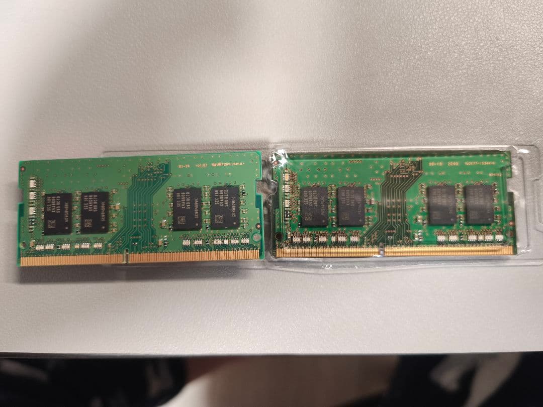 Samsung 8GBx2枚 DDR4 PC4-21300, SODIMM