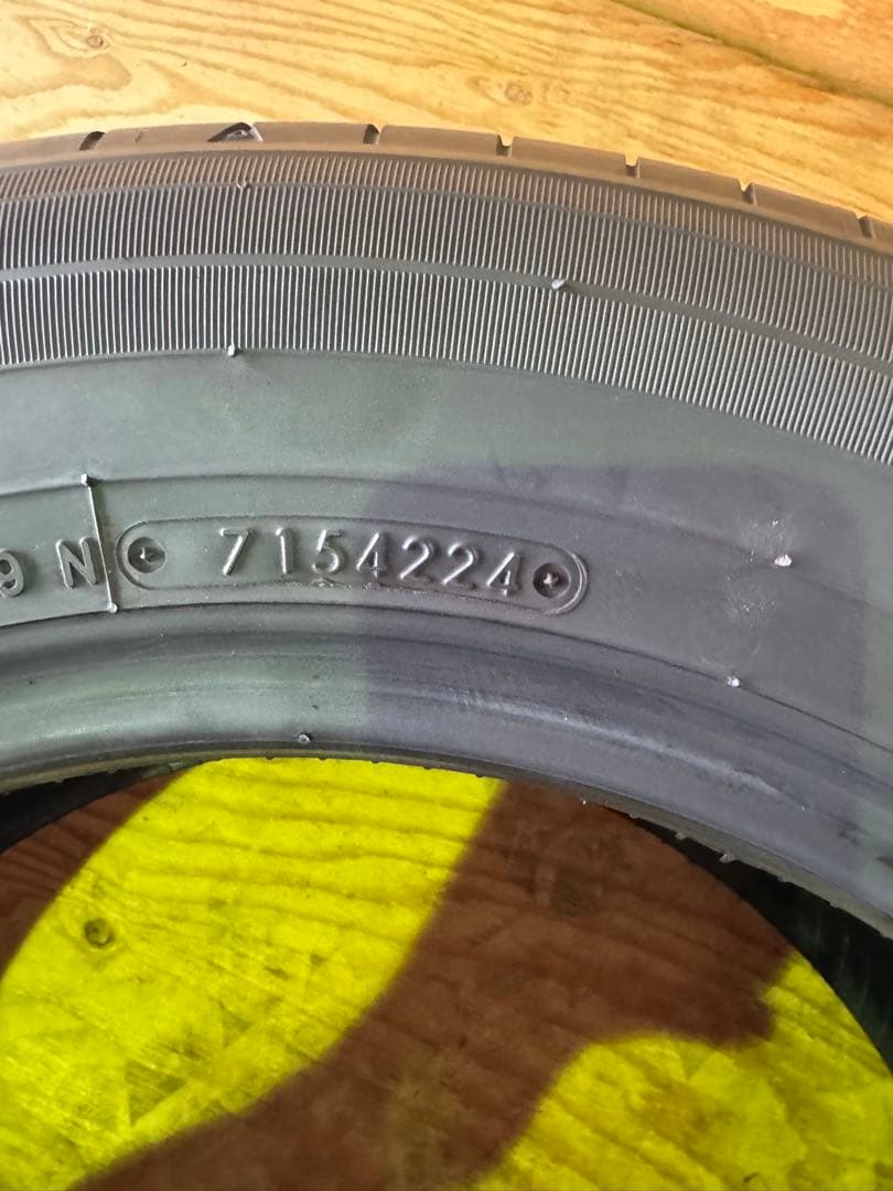 195/65R15 TOYOナノエナジー夏タイヤ4本。