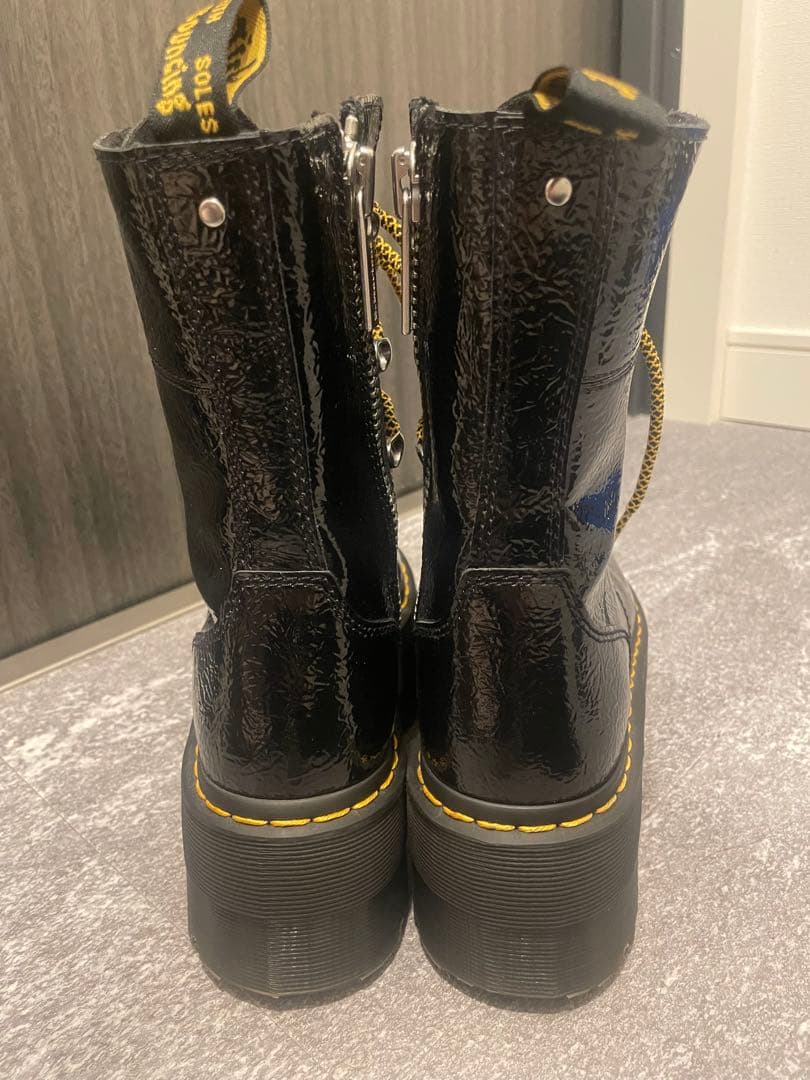 靴 Dr.Martens GHILANA MAX