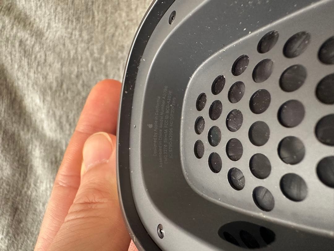 ヘッドホン AirPods max