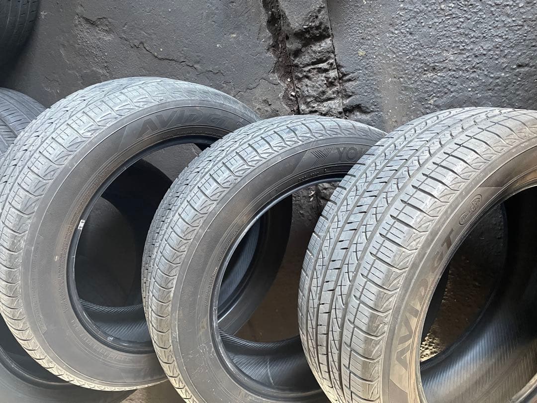 タイヤ・ホイール YOKOHAMA AVID GT 235/55R19