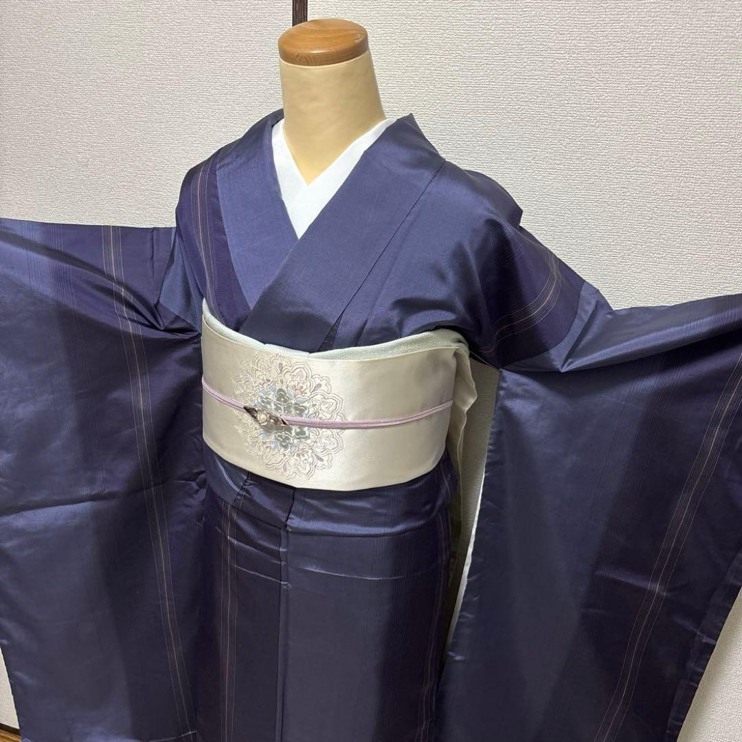 ★11）正絹　紬　振袖　紺色　ネイビー　ぼかし　身丈166　縦縞