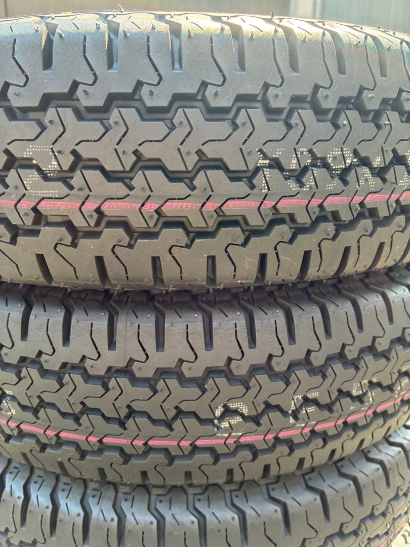 送料込み　新車外し　ほぼ新品　145/80R12