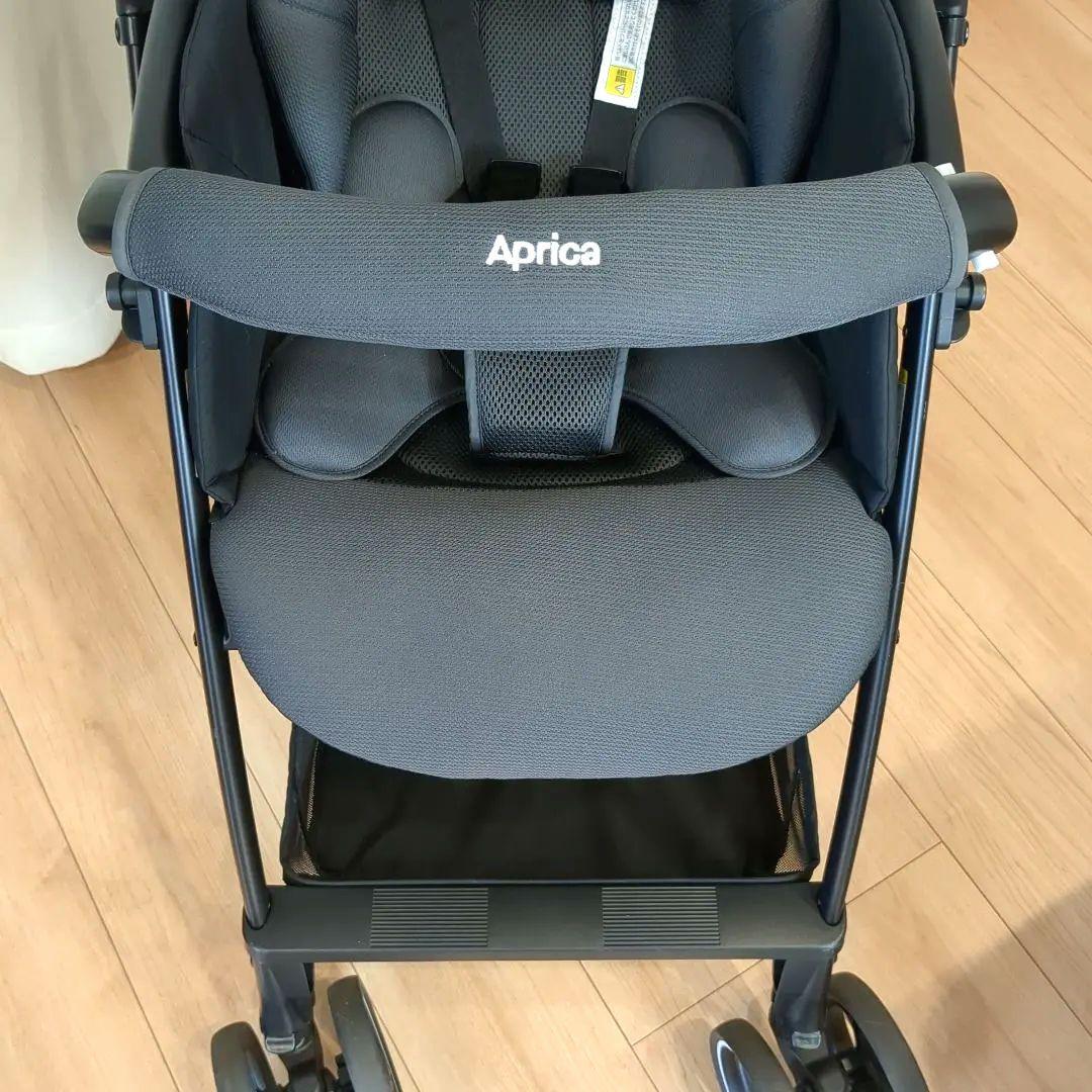 【直接引取り可】美品 アップリカ ラクーナエアープラス 2024年 ベビーカー