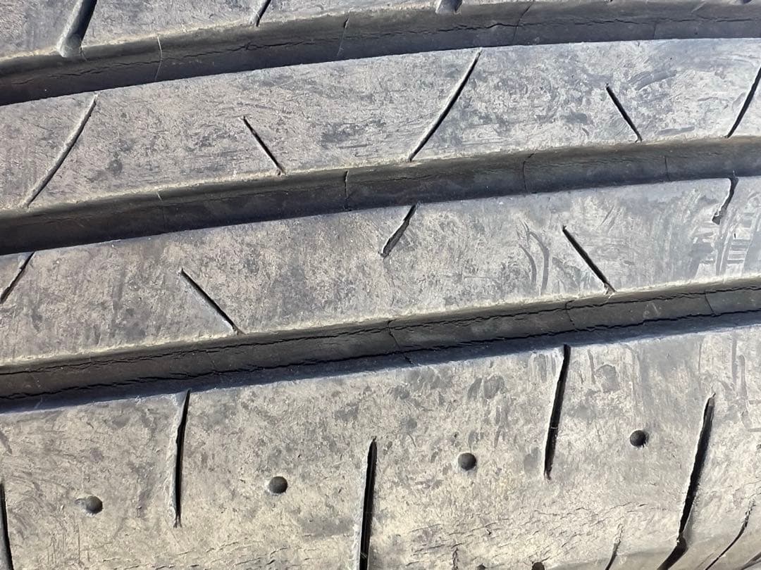 ブリヂストン　プレイズ　px-rv2 215/55r17 22年　24年　バリ山