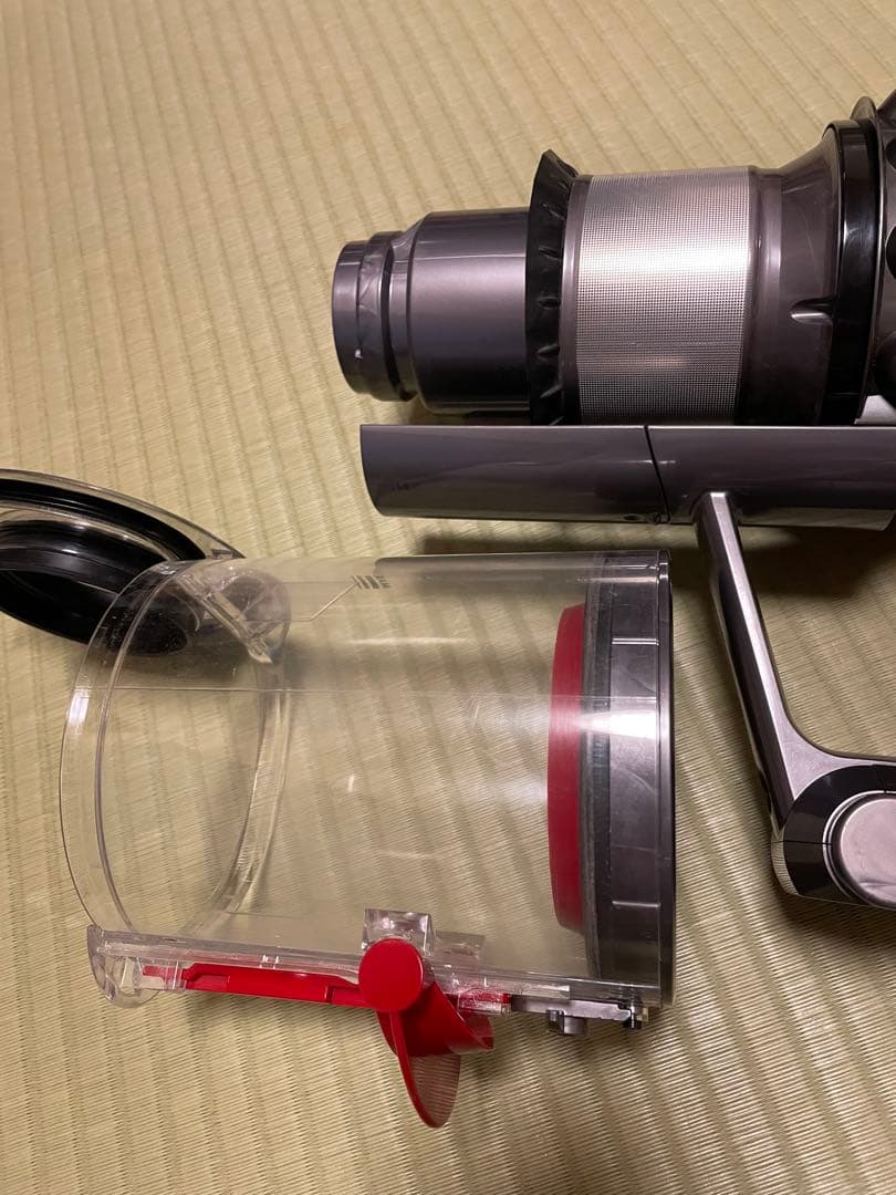 たか　Dyson 掃除機　ダイソン　sv12 v10 動作品