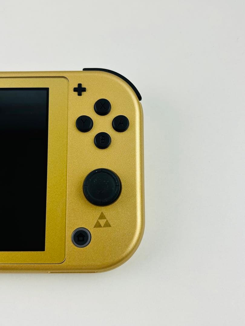 ほぼ新品 Nintendo スイッチ ライト ハイラルエディション ゼルダの伝説