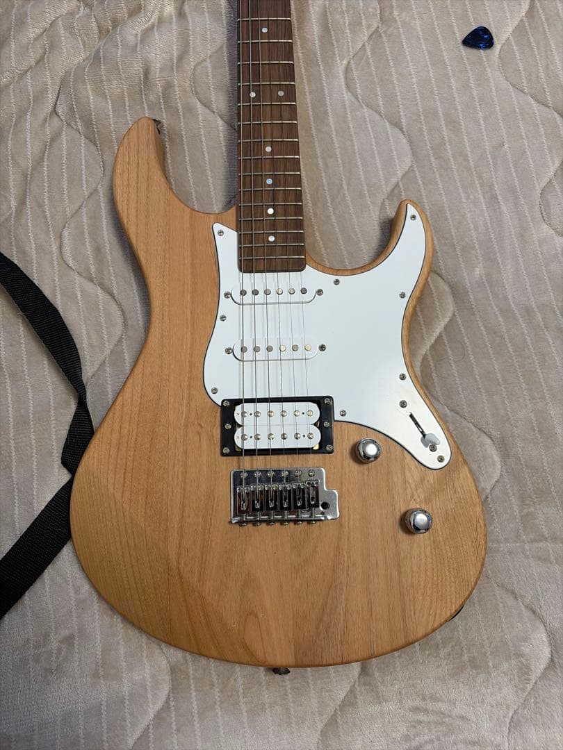 YAMAHA PACIFICA エレキギター 112v ギターケース付き