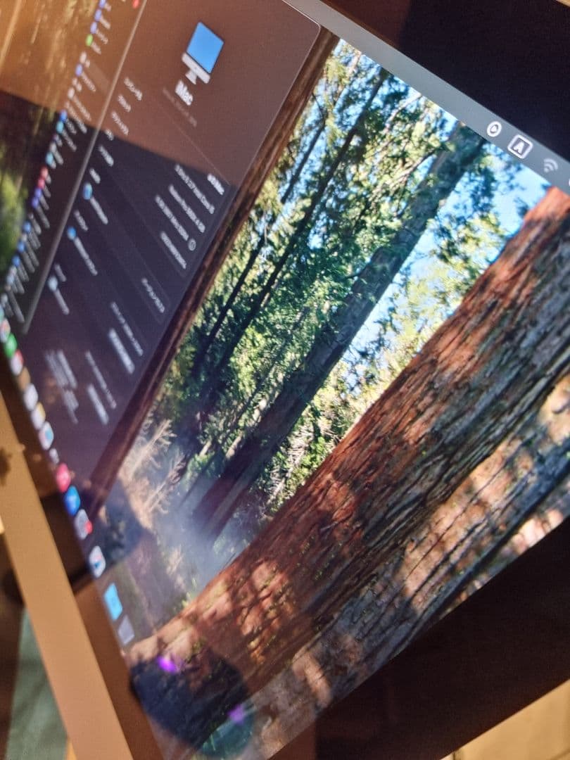 iMac 21.5 4K Core i5 / 8GB / 1TB 2019　本体