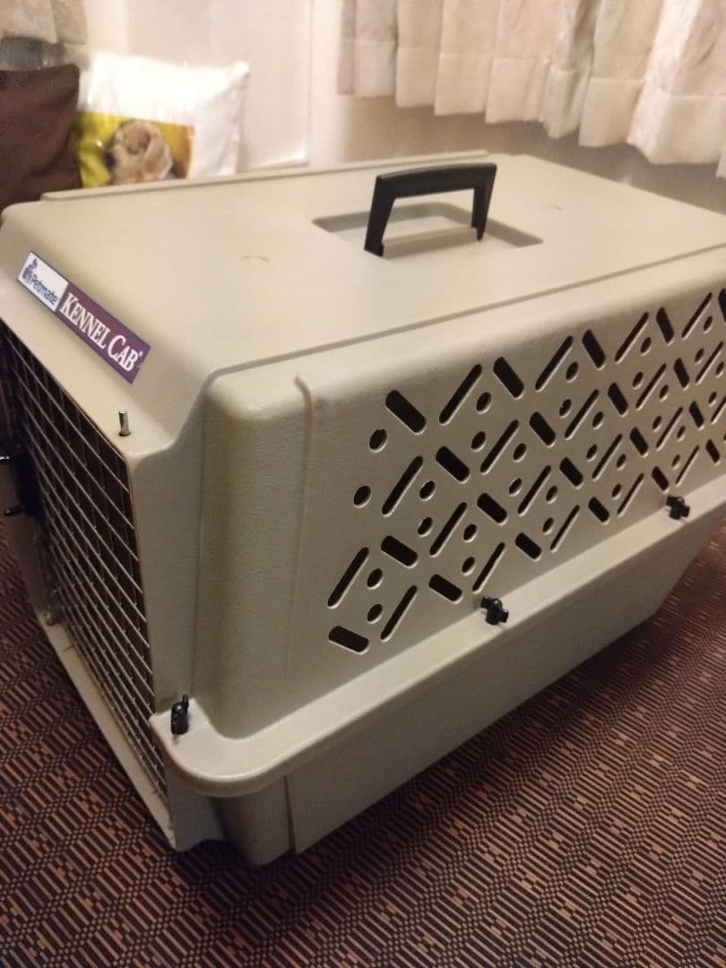 激安！かなり美品。ペットメイト KENNEL CAB ベージュ ケージ。