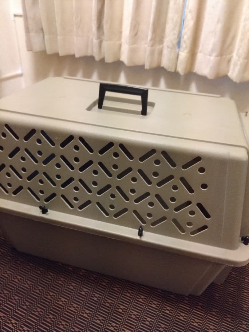激安！かなり美品。ペットメイト KENNEL CAB ベージュ ケージ。