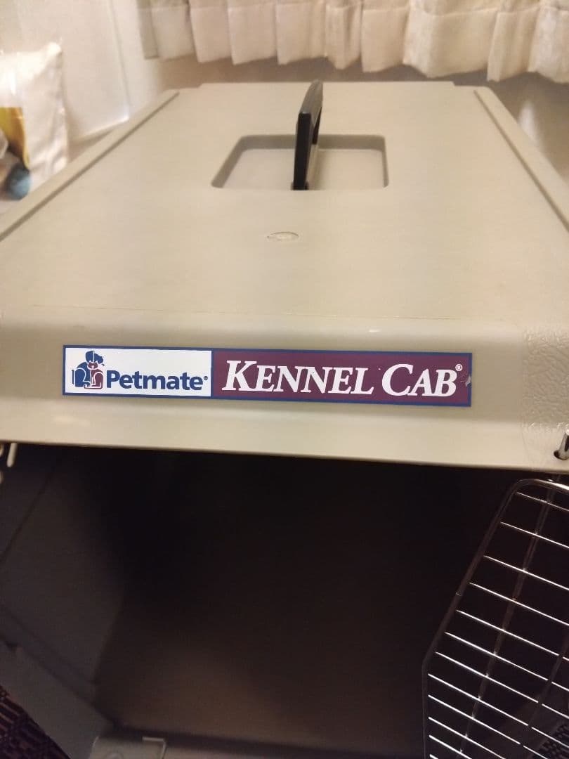 激安！かなり美品。ペットメイト KENNEL CAB ベージュ ケージ。