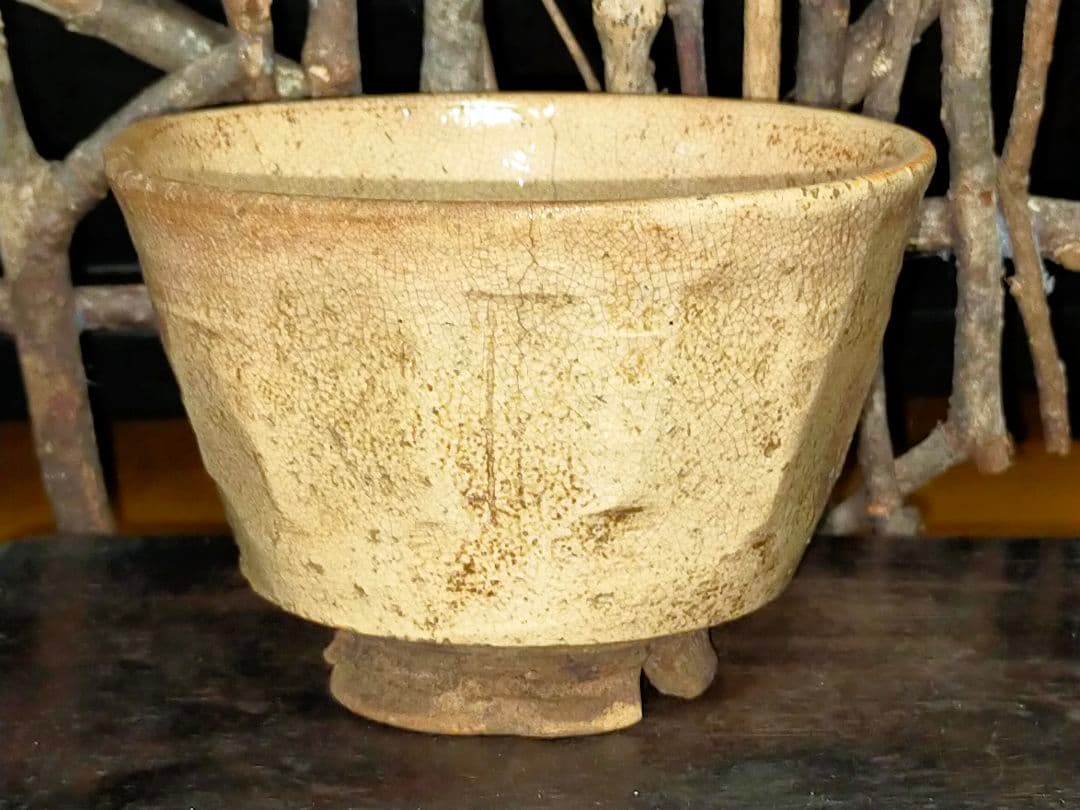 ♥値下げ！♥古萩　茶碗　ニュウ　窯ギレ　あり　仕覆　木箱付き　茶道具　骨董　古玩