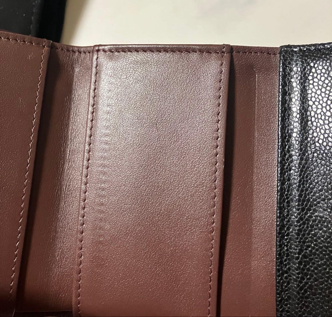 シャネル　三つ折り財布　ミニ財布　キャビアスキン