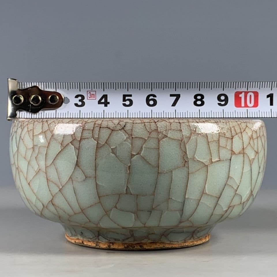 官窯氷割れ片碗を開きます  工芸品 美術品 置物